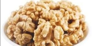 Walnut Kernels