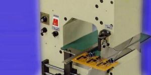 PCB Depaneling Machine