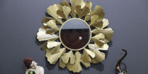 Flower Design Decorative Wall Mirror