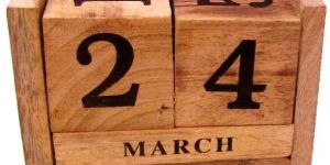 Wooden Never Ending Date Calendar for Office Deck