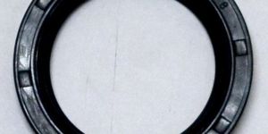 Rear Outer Oil Seal for Maximo