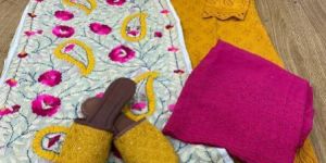 Ladies Straight Phulkari Suits With Jutti