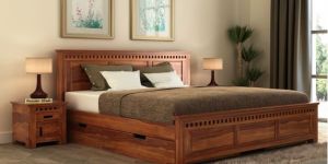 Wooden Queen Size Bed