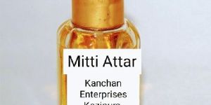 Mitti Attar