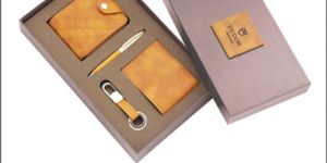 Men Wallet, Ladies Wallets, Key Chain and Pen Set