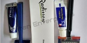 Hotel Shaving Kit