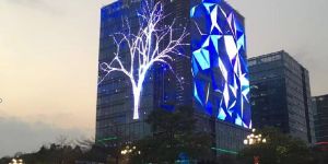 Lightweight and Curvable LED Mesh Displays