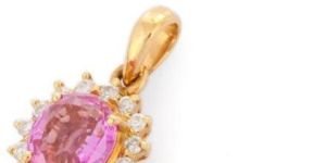 Precious Pink Sapphire Solitaire 18K Yellow Gold Pendant