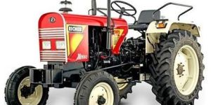 242 Eicher Tractor