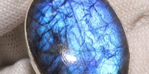 S110 Laboradite Pendant