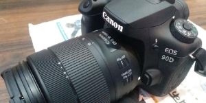 Brand new Canon DSLR Camera [EOS 90D]