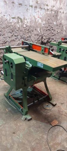 Wood Cutting Machine