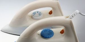 English Version of the Electric Ironing Board