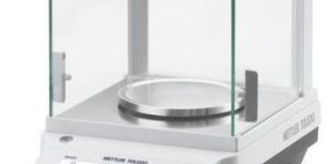 ME Precision Balance