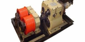 Double Capstone Power Winch