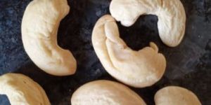 W240 Cashew Nuts