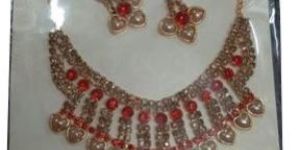 Ladies Fashion Necklace Set