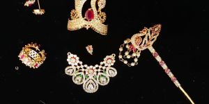 Deity Diamond Jewellery Set