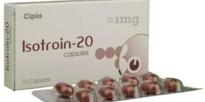 Isotroin Capsules