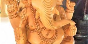 Wooden Polished Ganesh Statue
