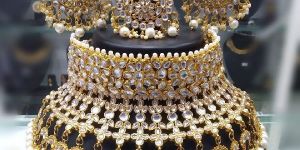 Kundan Bridal Necklace Set