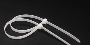 Disposable White Nylon Self Locking Cable Ties