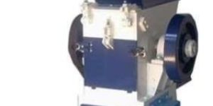 Plastic Lumps Grinder