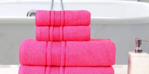Magenta Bath Towels