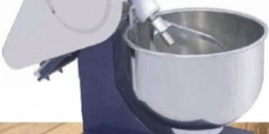 DOUGH KNEADING MACHINE 10 KG