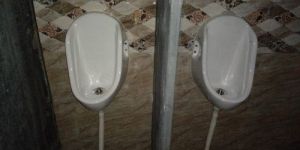 Waterless Urinal System