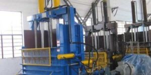 Heavy Duty Tyre Baling Machine