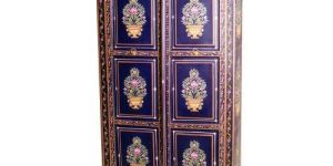 Decorative Wooden Almirah