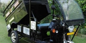 Electric Rickshaw Loader