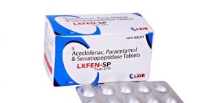 Ceclofenac Paracetamol and Serratiopeptidase Tablets