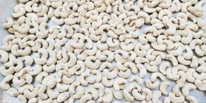 W320 Cashewnuts