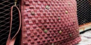 Ladies Cow Vintage Leather Sling Bags