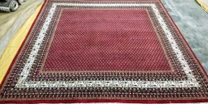 Handknotted Woolen Carpets