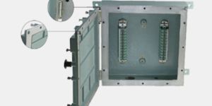 Junction Box with Hinge