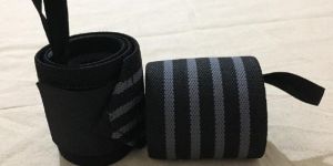 Wrist Wrap with Thumb Loop
