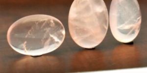 Rose Quartz Gemstones