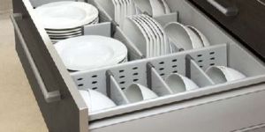 Plate Pull out Basket