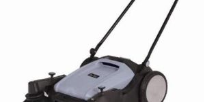 Manual Sweeper Machine
