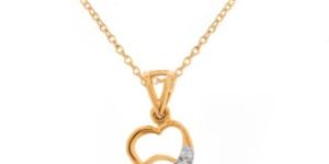 14K Gold and 0.15ct Diamond Pendant