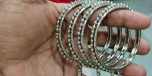 Metal Bangles 4 Piece Latkan