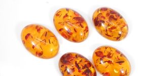 Synthetic Amber Semi Precious Stone