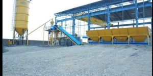 Self Loading Concrete Batching Plant