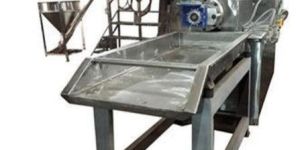 Pasta Extruder Machine