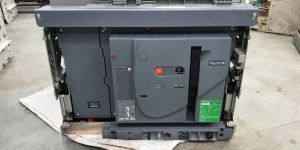800A-4000A Schneider Electric EasyPact MVS