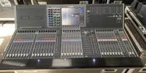 Yamaha CL5 Mixing Console