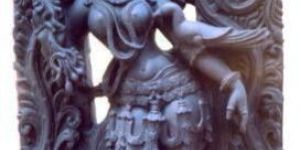 Stone Handcrafted Lady Statue